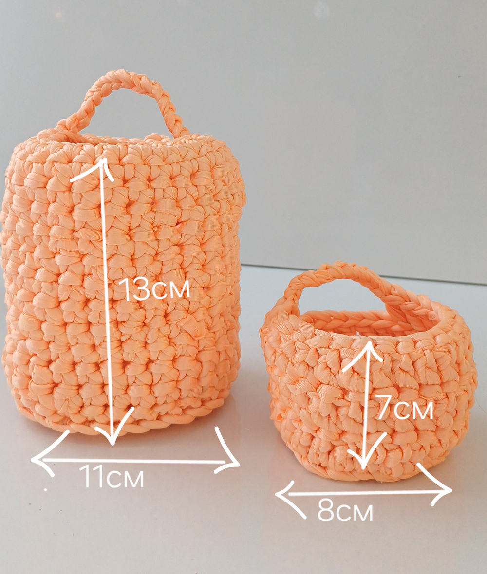 Набор вязаных корзин