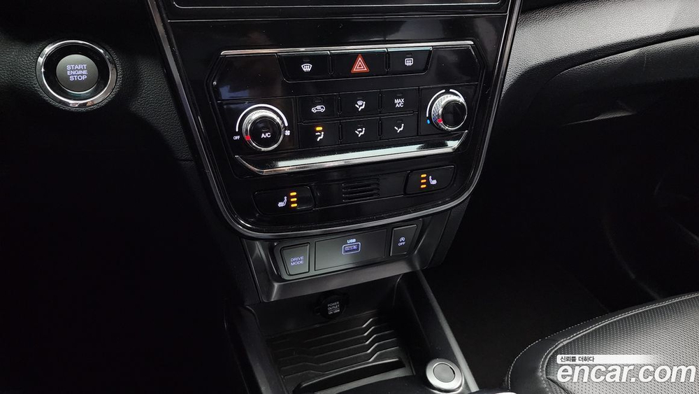 KG Mobility (Ssangyong) Very New Tivoli Бензин 1.5 2WD (07.2020)
