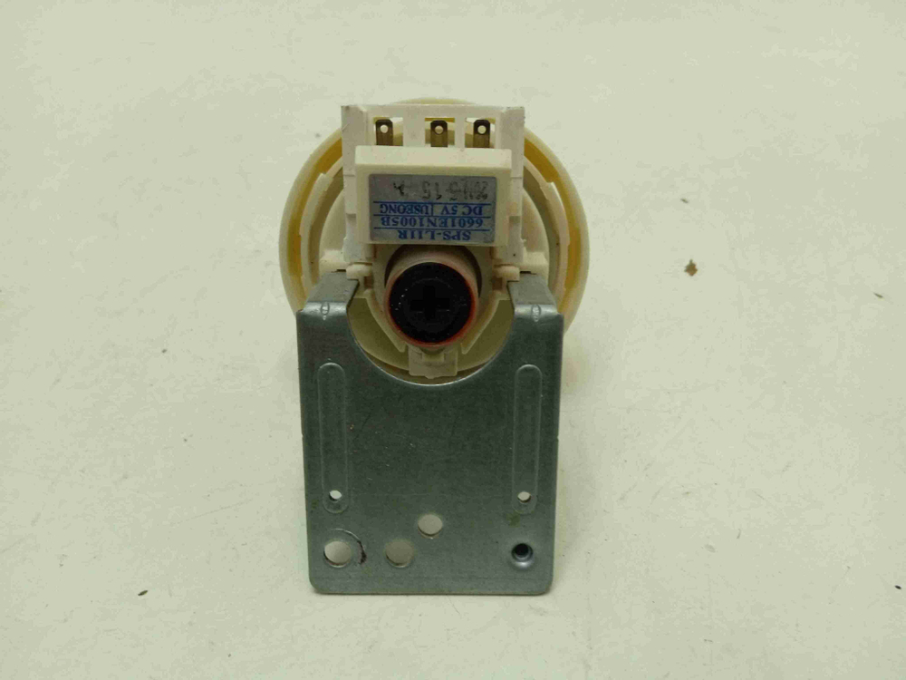 F12A8CDP кт193 Датчик уровня воды для стиральной машины LG F12A8CDP б/у