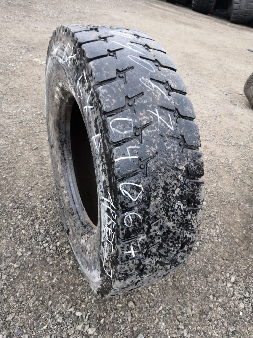 315/80R22.5 Pirelli TG-01 шина б/у