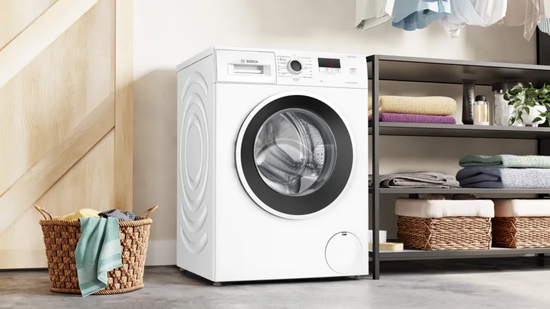 Стиральная машина BOSCH WGE03200BY