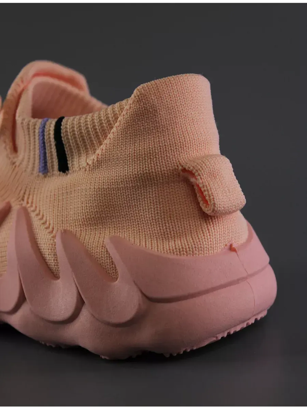 Кроссовки Изики детские - Yeezy boost- розовые