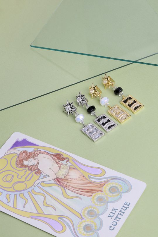 Моно-серьга СОЛНЦЕ ТАРО