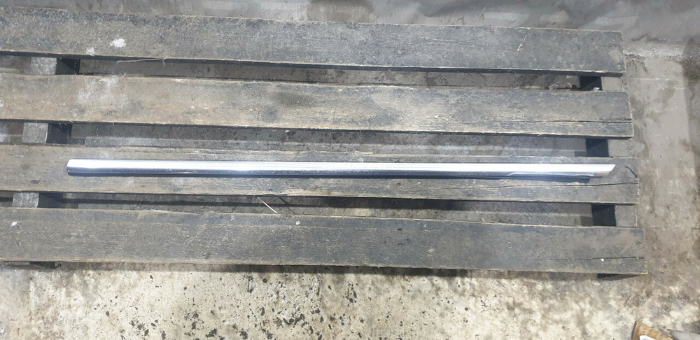 Молдинг двери передней левой Mercedes CLS C257 17-нв Б/У Оригинал A2577250700