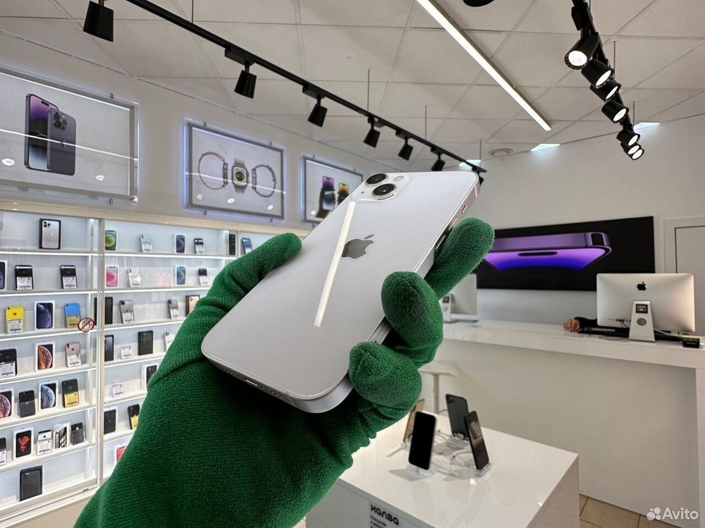 iPhone 13 256 ГБ б/у