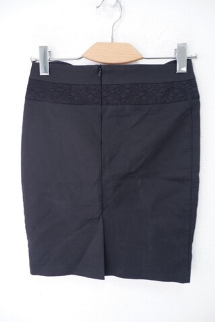 Юбка Jin Hong черная 40 размер