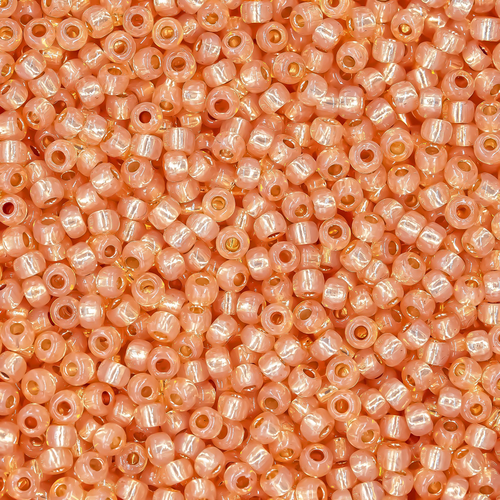 Японский бисер TOHO Round 11/0 (№PF2112), опаловый, полупрозрачный глянцевый
