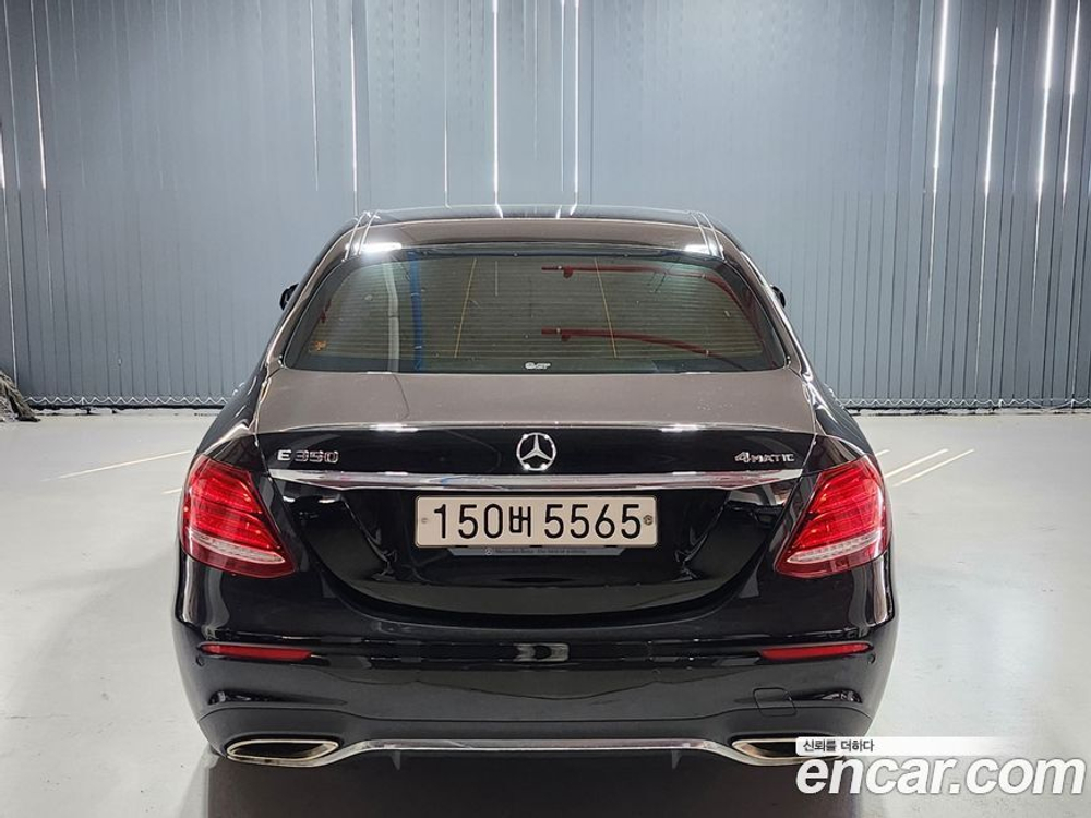 Mercedes-Benz E-Class W213 E350 4MATIC AMG Line (11.2019)