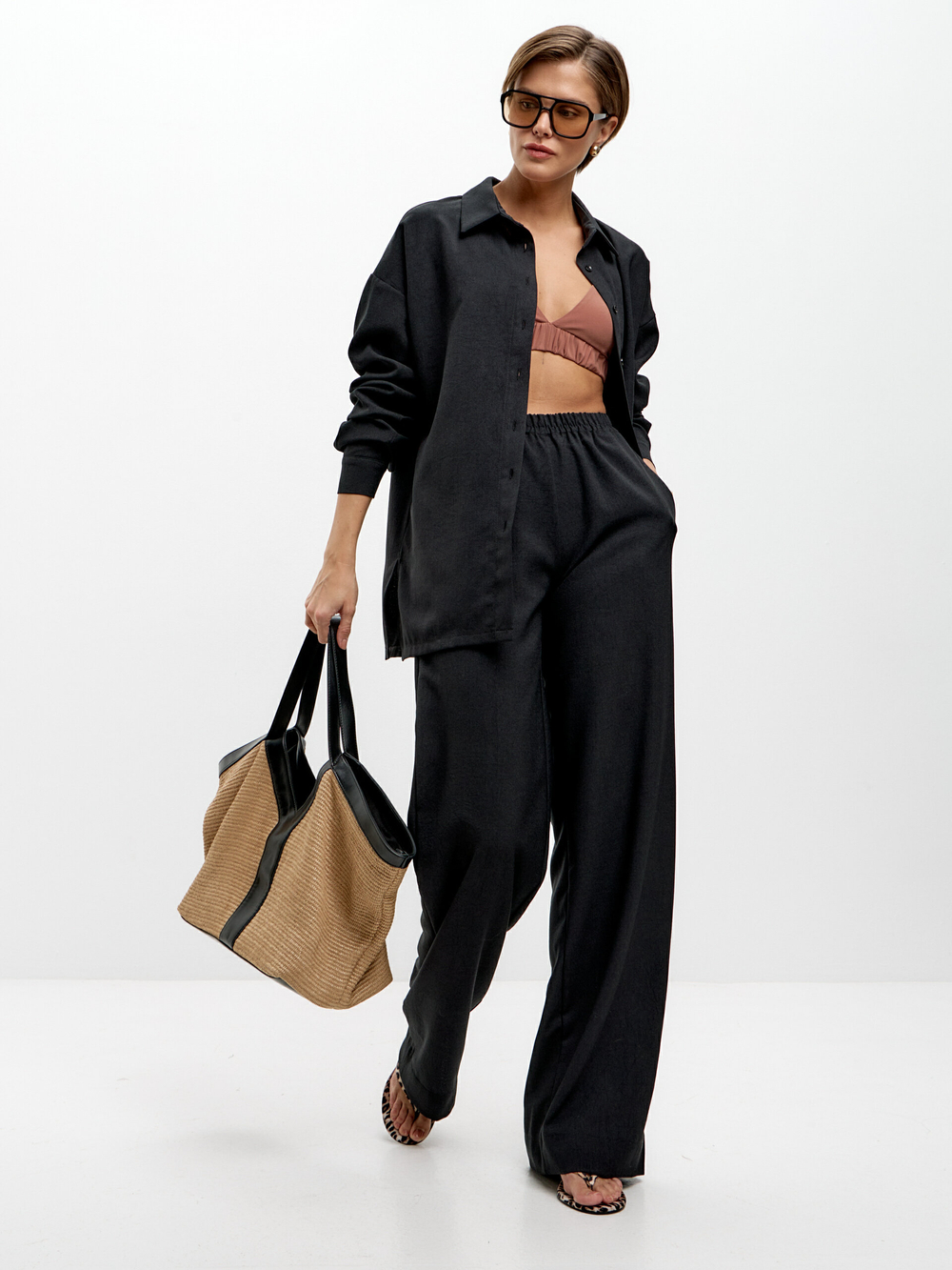 Черные брюки Микадо