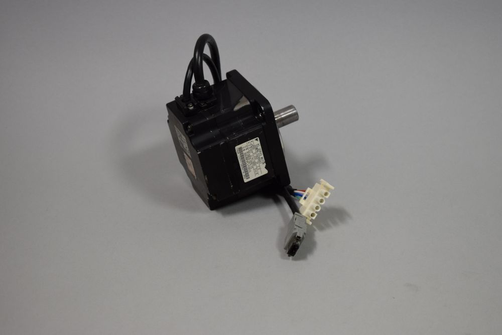 YASKAWA SGMPH-02AAA41