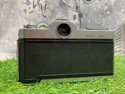 Nikon Nikomat ( Nikkormat )
