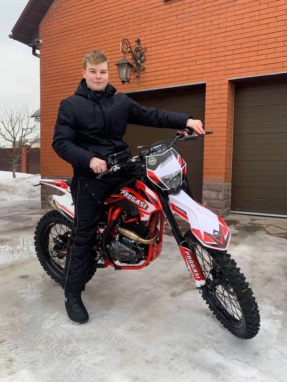 Мотоцикл эндуро PROGASI SUPER MAX 300 PRO Red/White 21/18