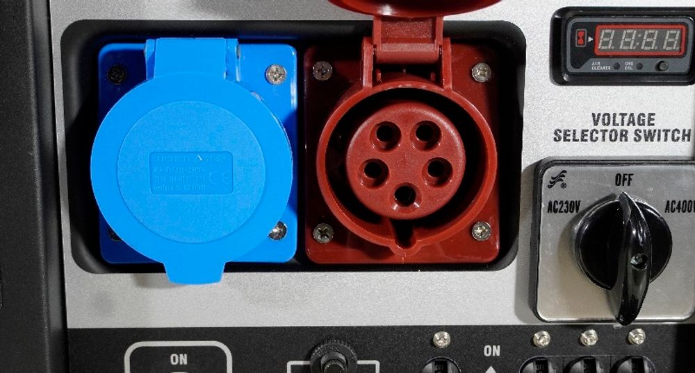 Генератор Loncin LC10000D-AS - [7,5 на 220V / 8 кВА на 380V] универсальный