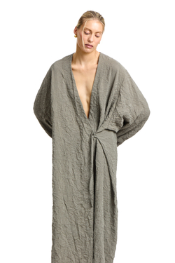 Платье maxi с баской Invitation olive