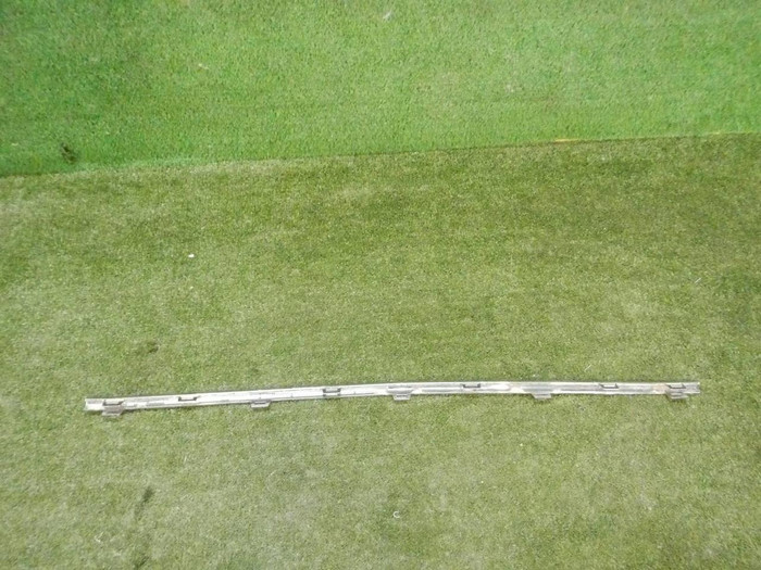 Молдинг перед. бампера Mercedes GLE V167 18-24 AMG