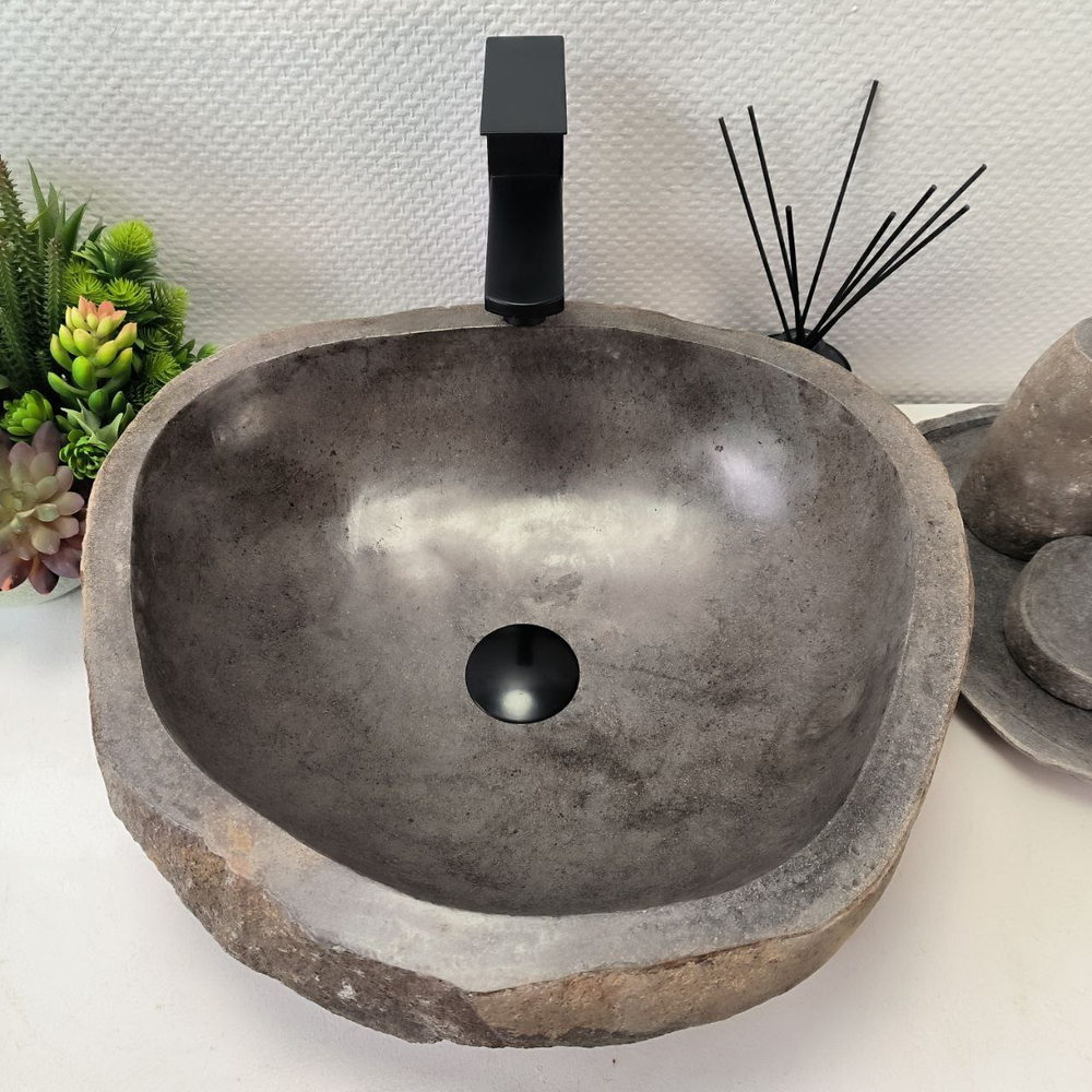Раковина из речного камня RS-63623 (46*42*15) 0122