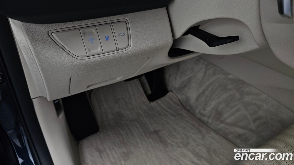 Genesis The New G70 Бензин 2.0T 2WD (05.2021)