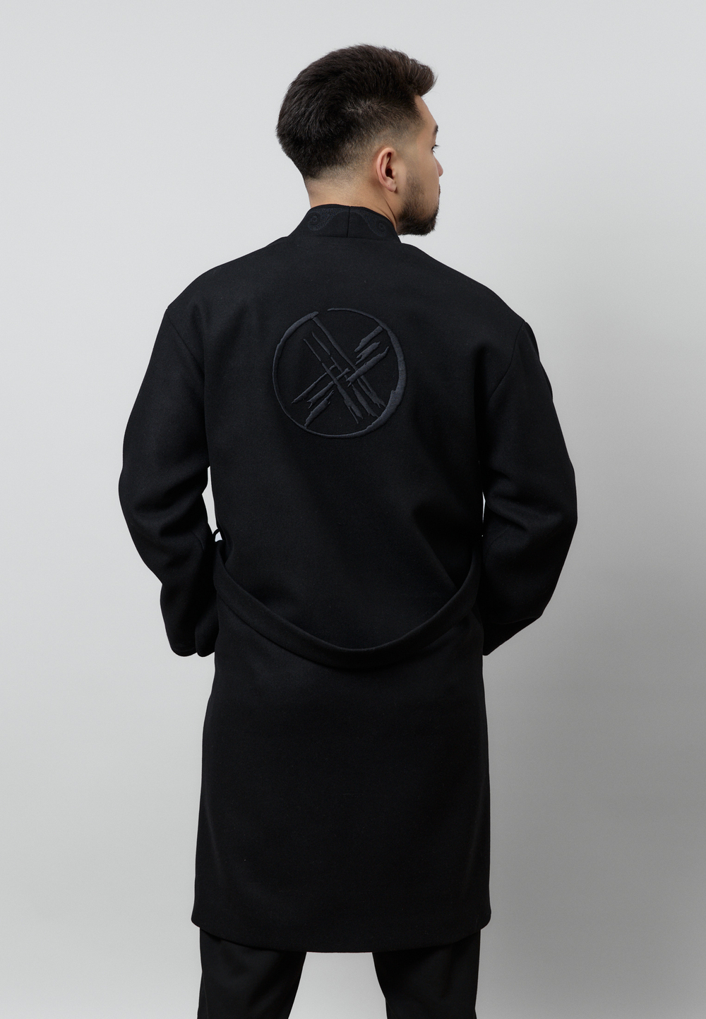 Шапан шерстяной OYU TOLQYN BLACK