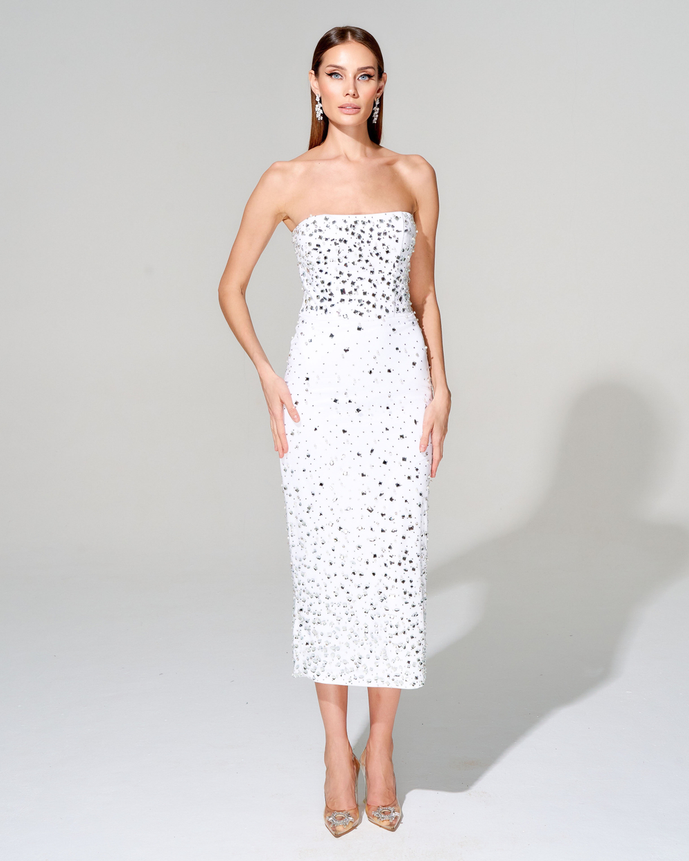 Корсетное платье с кристаллами