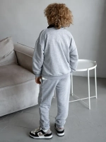 Спортивный костюм для мальчика в школу