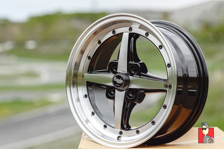 Комплект дисков Work Equip 01 15x9 et0 4x100