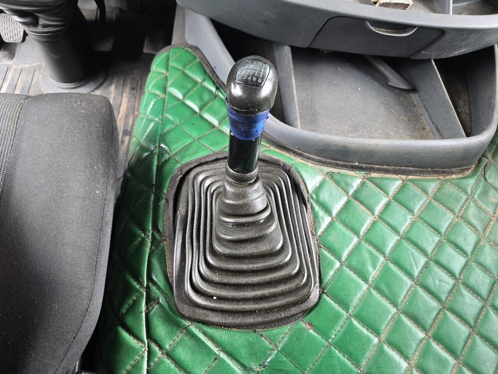 Рычаг (дефект) переключения передач 2018г.