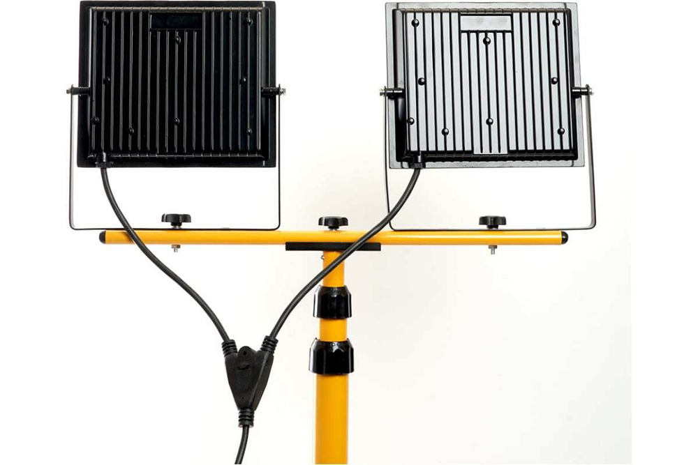 Прожектор LED LL-505 на штативе IP65 2*100W 6400K Feron 48506