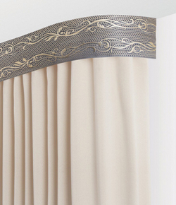 Пластиковый карниз с тиснением Legrand 3-х рядный Элиза 1600 мм