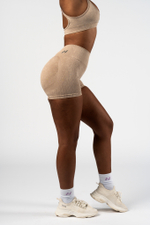 Шорты High Waisted Push-Up Shorts TOTALLY SEAMLESS 304 Кремовые