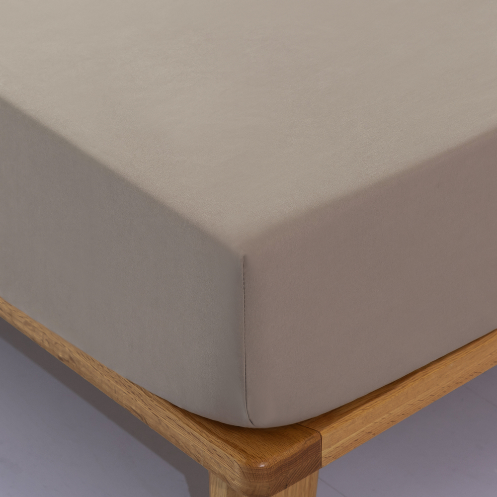 Комплект постельного белья Однотонный Сатин Вышивка на резинке CHR028