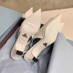 Prada Pumps