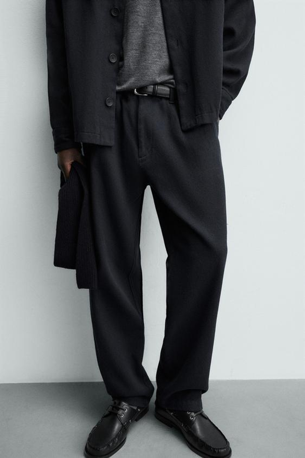 ZARA БРЮКИ REGULAR FIT ИЗ ТВИЛА, МОРСКОЙ СИНИЙ