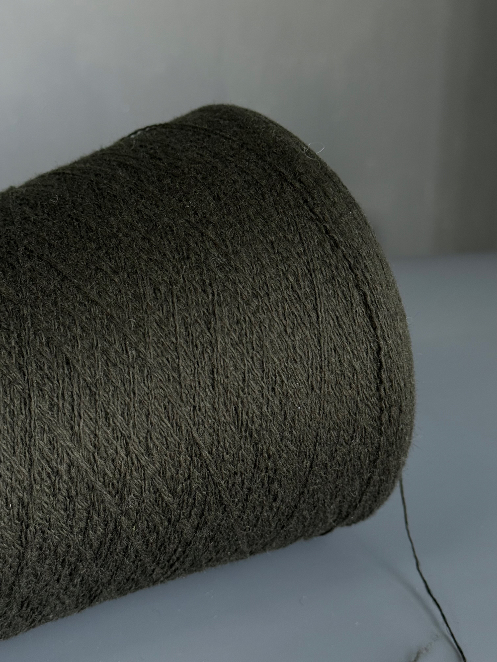 Пряжа Filati Biagioli Modesto Vanity Cash 30 1/14500 (65% меринос экстрафайн, 30% кашемир, 5%па),1450 м/100 гр, землянистый зеленый