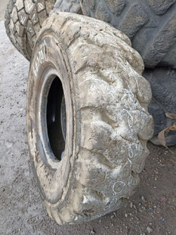 12.00R20 Bridgestone VSDL шина б/у
