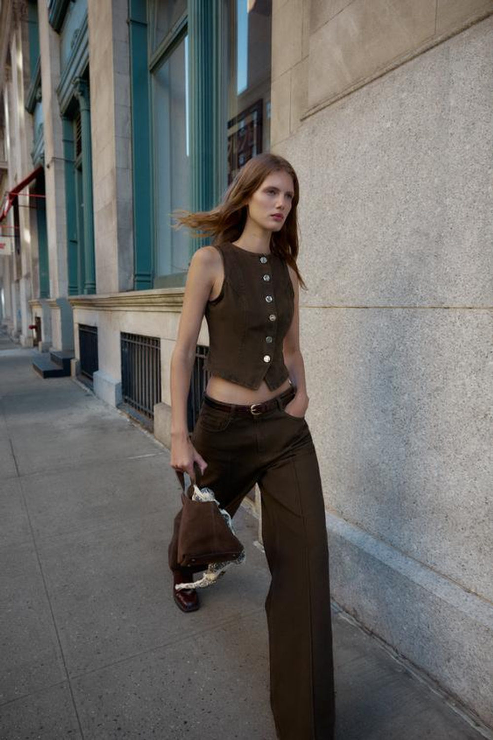 ZARA ДЖИНСЫ Z1975 С ШИРОКИМИ БРЮЧИНАМИ, ВЫСОКОЙ ПОСАДКОЙ И РЕМНЕМ, КОРИЧНЕВЫЙ