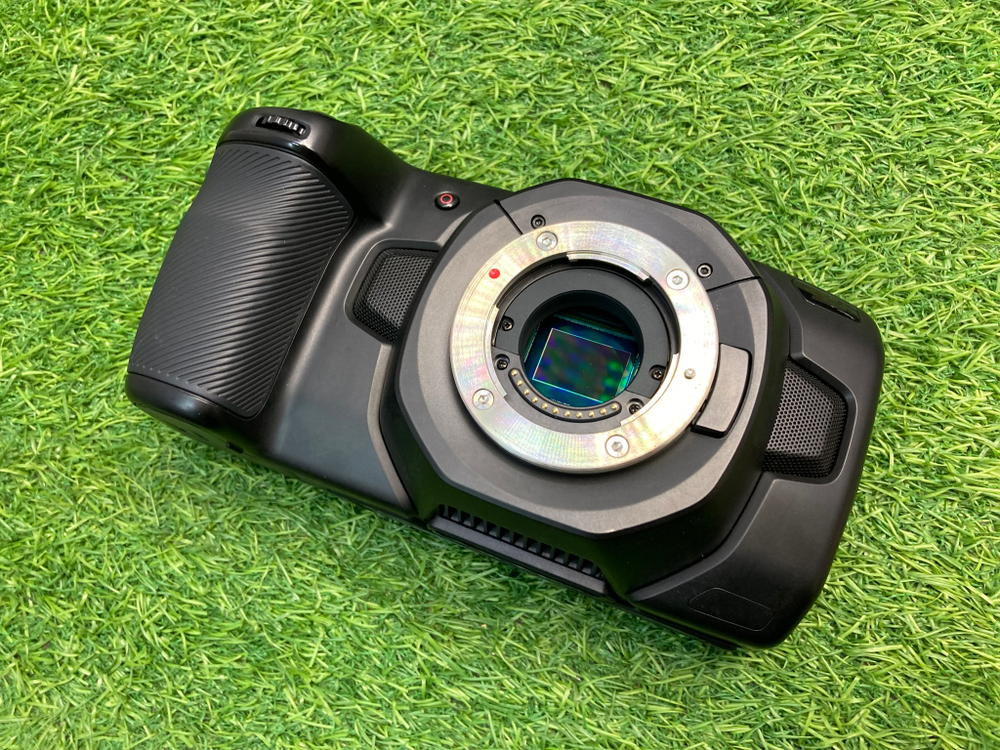 BlackMagic Pocket Cinema Camera 4K MFT