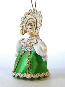 Кукла-подвеска девочка в кружевной душегрее.