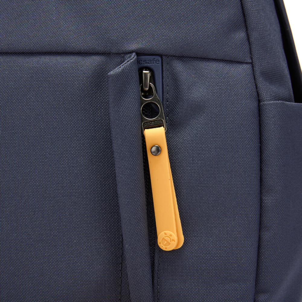 Рюкзак Pacsafe GO 15L