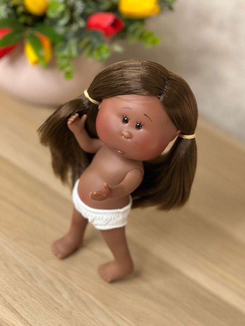 Кукла Nines виниловая 23см Little Mia без одежды (3199WN1)