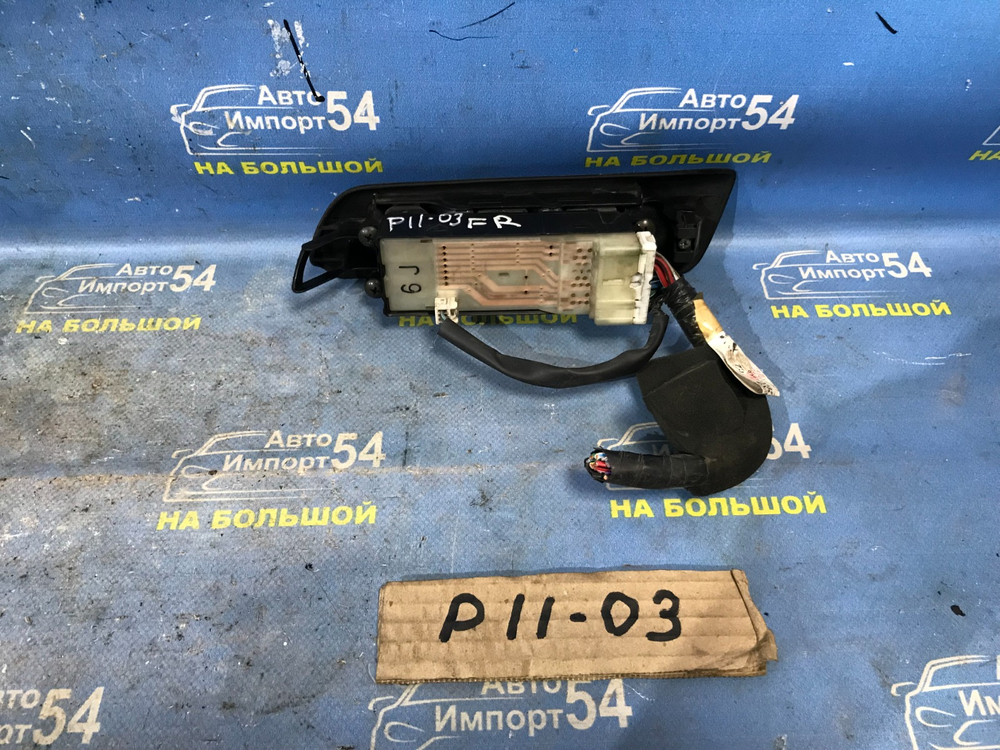 Блок управления стеклоподъемниками NISSAN PRIMERA 1999