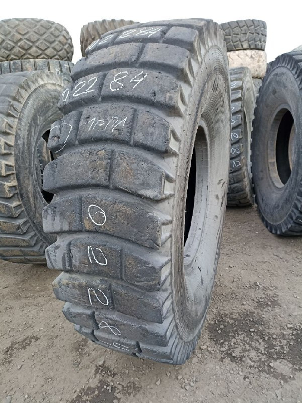 21.00-33 Belshina ВФ-166АМ шина б/у