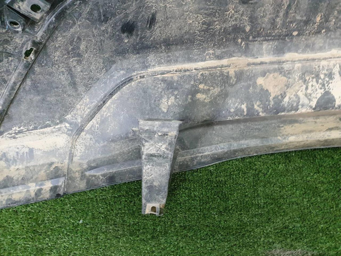 Юбка переднего бампера Toyota Land Cruiser 200 (2015-2021) Executive