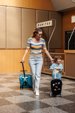 Чемокат Micro Luggage Junior LED морозный голубой с наклейками, лимитированная коллекция