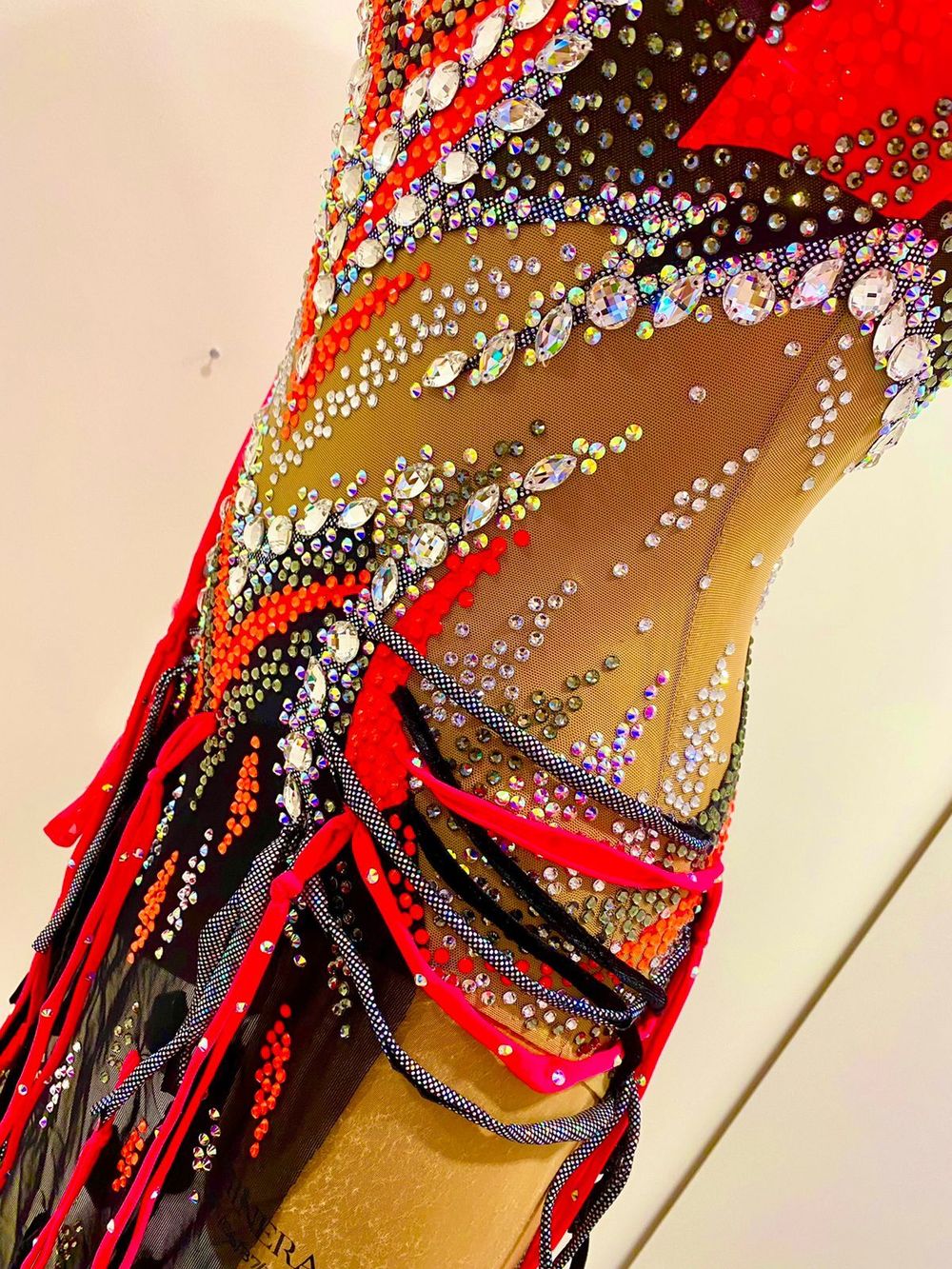 Платья для бальных танцев