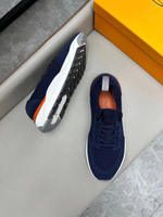 Кроссовки Santoni