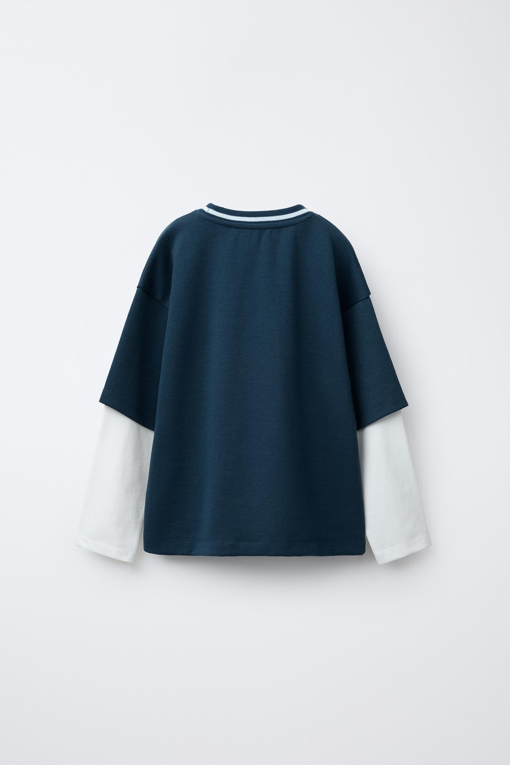 ZARA ТОЛСТОВКА С ДВОЙНЫМИ РУКАВАМИ И ПРИНТОМ, СИНИЙ