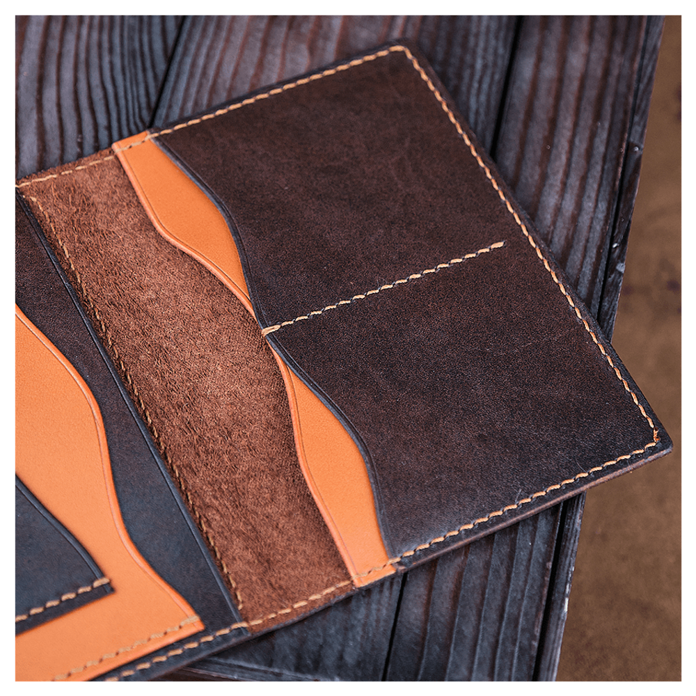 Кожаная обложка на паспорт «Сохатый»