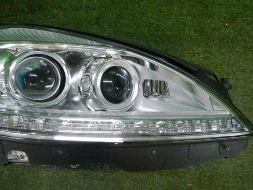 Фара правая Mercedes S w221 (2009-2013) ксенон