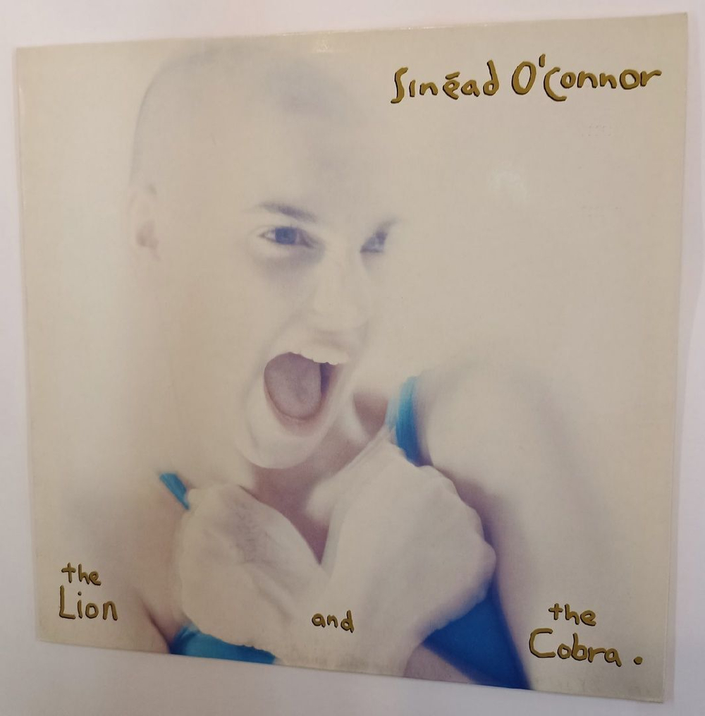 Винтажная виниловая пластинка Sinead Oconnor The Lion And The Cobra (Germany 1987)