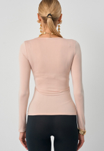 Лонгслив с деталью бежевый